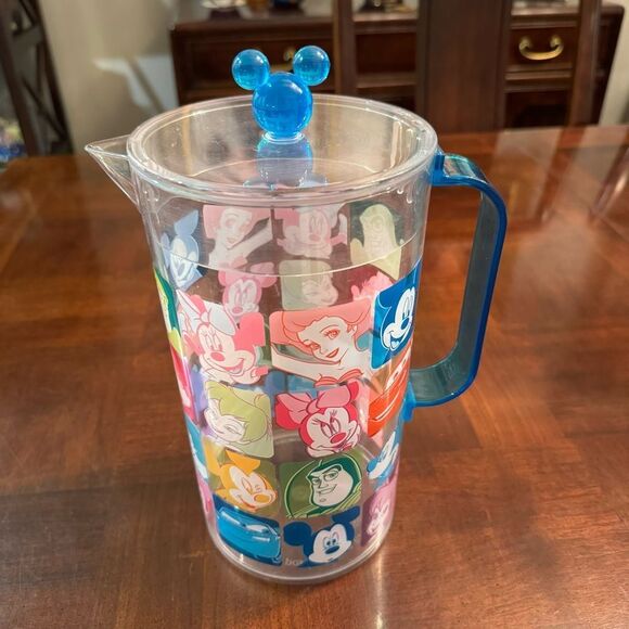 Disney Plastic Drink Pitcher Minnie Mickey Mouse Summer Fun - Picture 1 of 9
